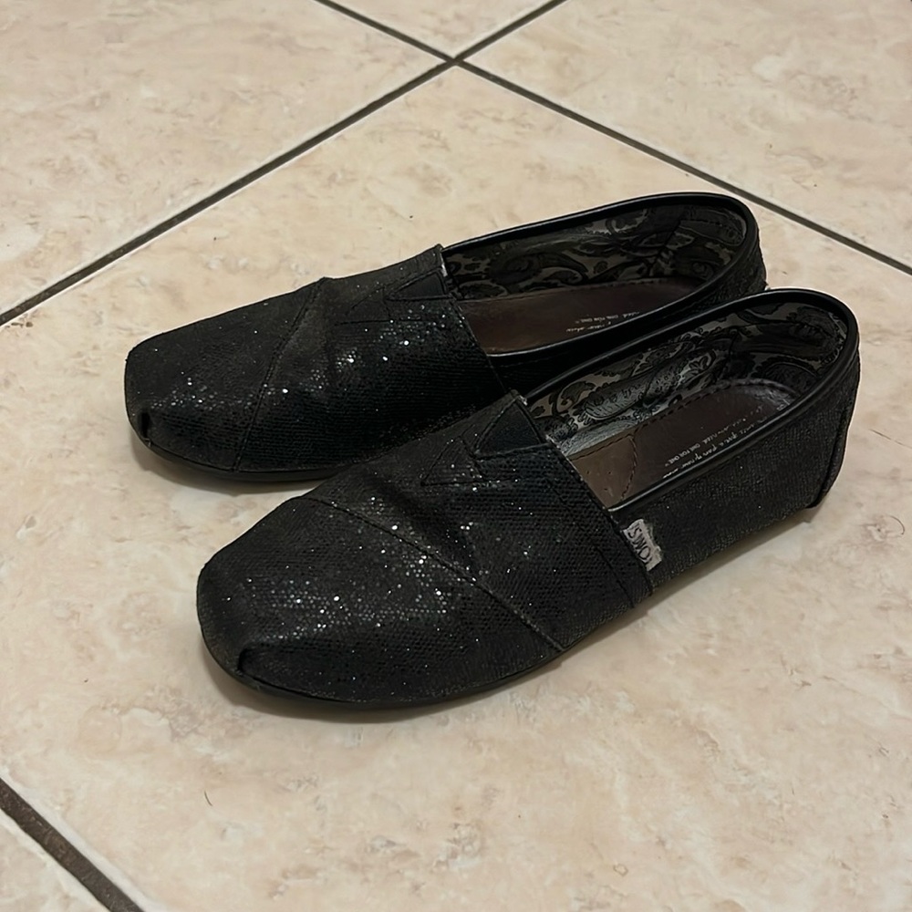 Toms sparking slip on